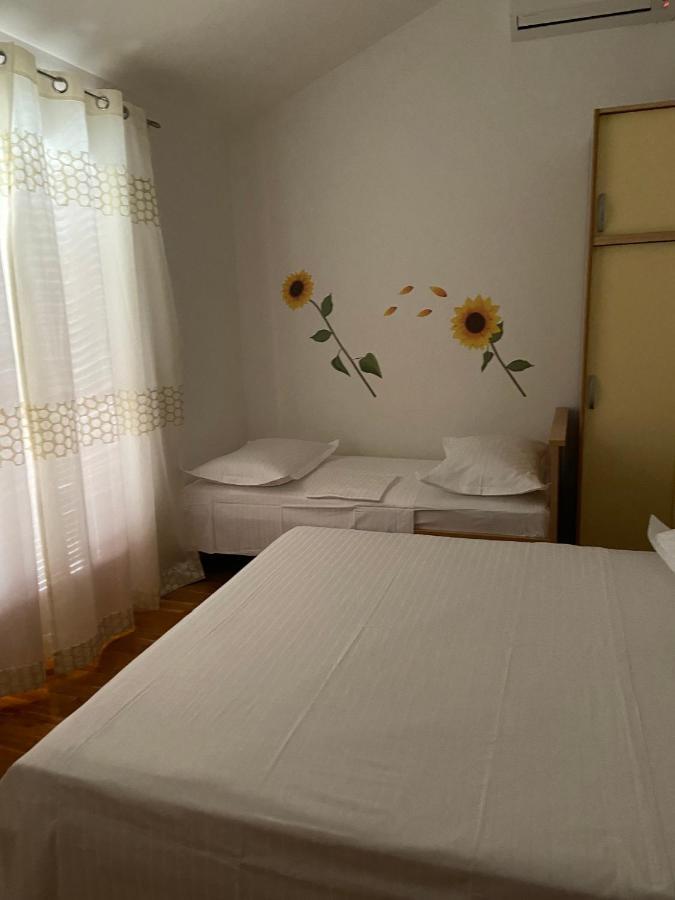 Apartmani Silence Rogoznica  Exteriör bild