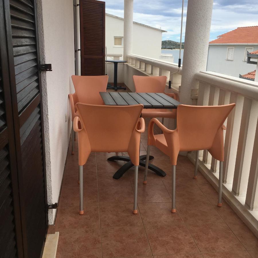 Apartmani Silence Rogoznica  Exteriör bild